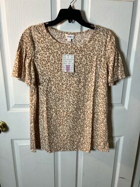 LuLaRoe Beige Leopard Short Sleeve Top